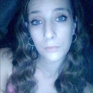 Meet your Posher, Almarie